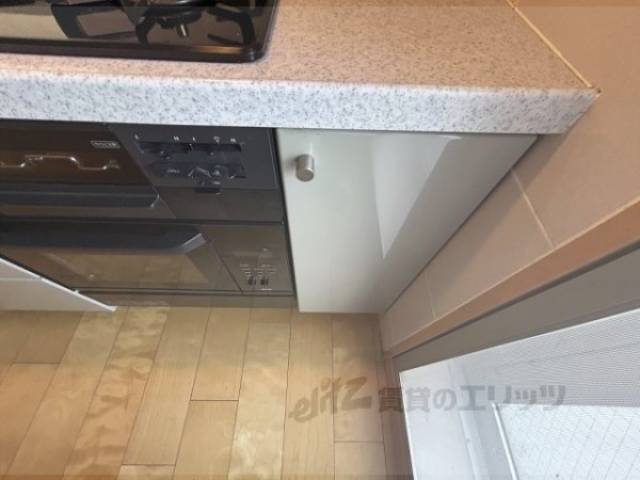 キッチン　下部収納