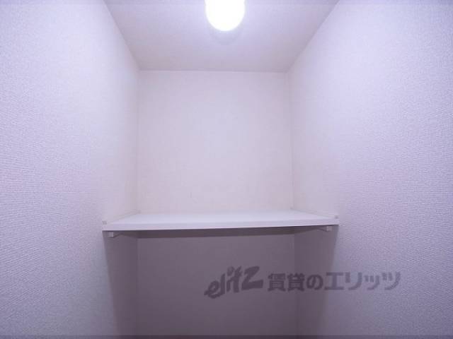 トイレ棚