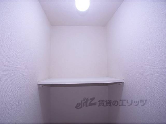 トイレ棚