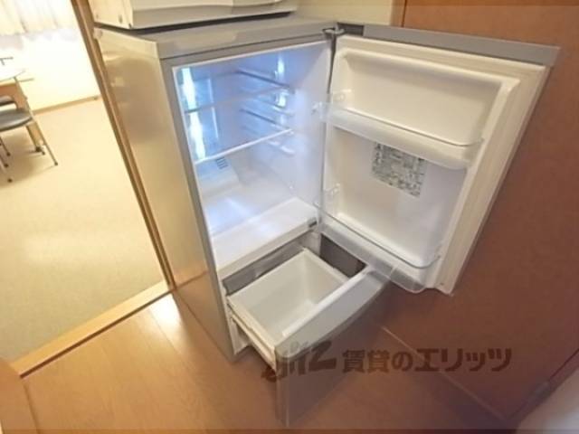 冷蔵庫置場　冷蔵庫