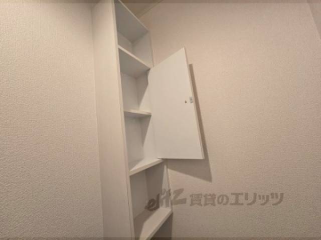 トイレ　収納