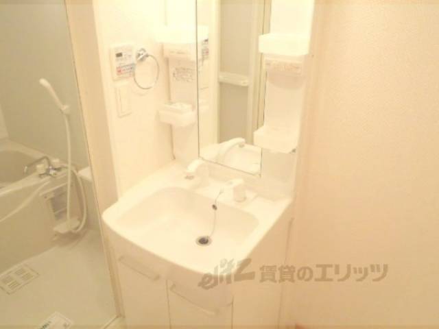 洗面所　温度調整ボタン