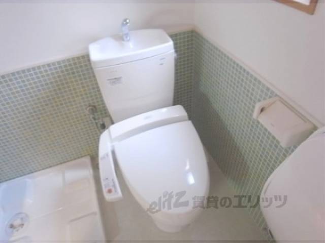 トイレ　洗浄機能付き