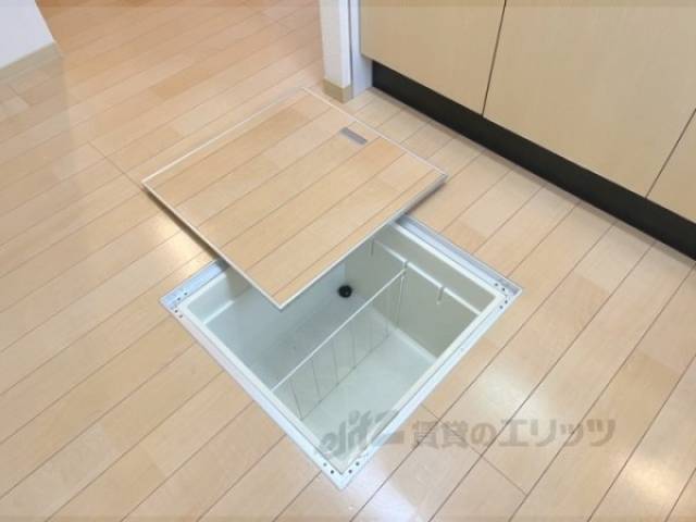 床下収納