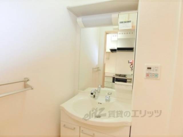 洗面所　独立洗面台