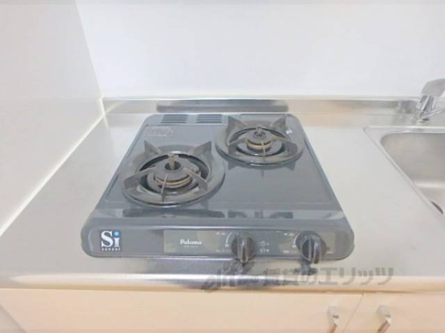 キッチン　コンロ