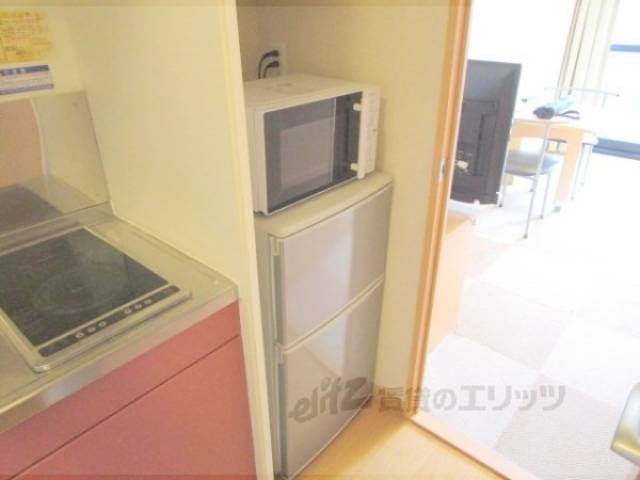 冷蔵庫置場　冷蔵庫・電子レンジ