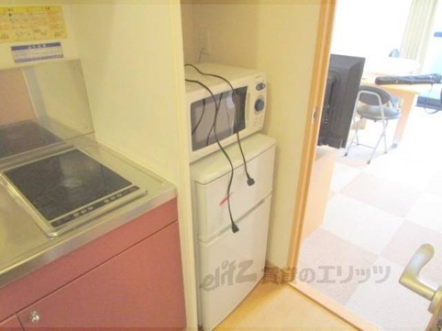 冷蔵庫置場　冷蔵庫・電子レンジ