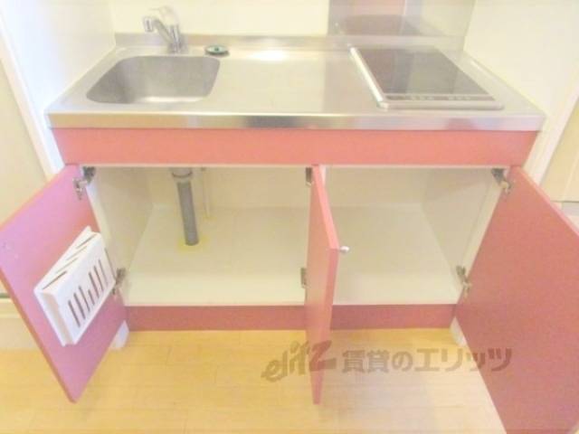 キッチン　キッチン下部収納