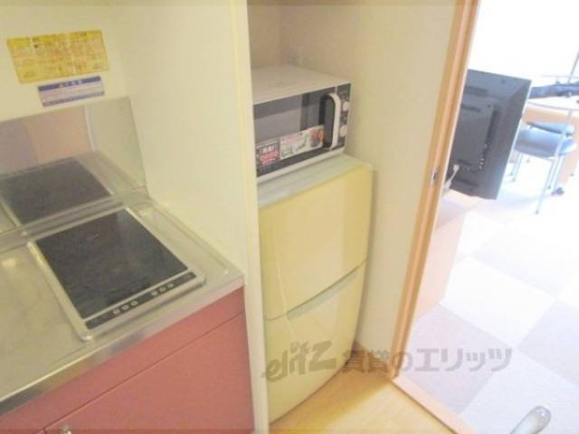 冷蔵庫置場　冷蔵庫・電子レンジ