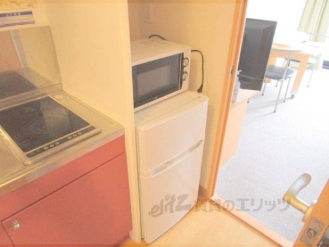 冷蔵庫置場　冷蔵庫・電子レンジ