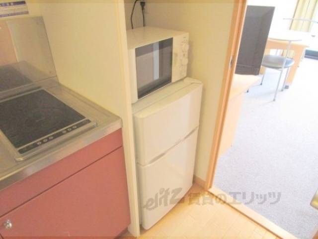 冷蔵庫置場　冷蔵庫・電子レンジ