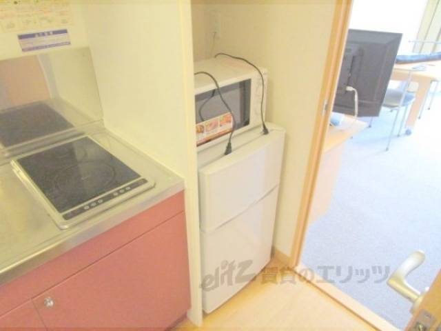冷蔵庫置場　冷蔵庫・電子レンジ
