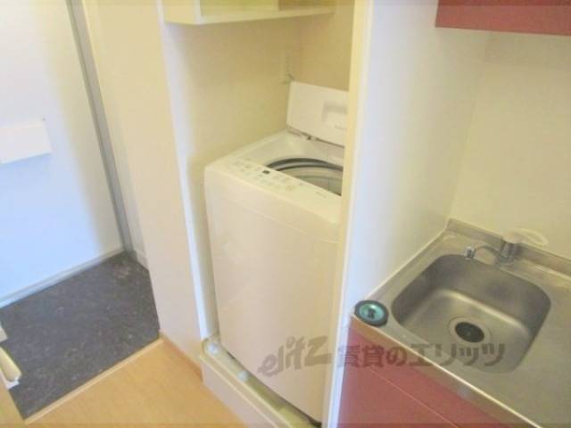 洗濯機置場　洗濯機