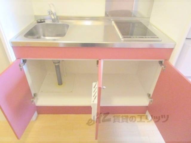 キッチン　キッチン下部収納