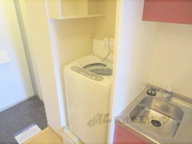 洗濯機置場　洗濯機