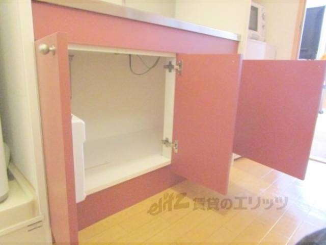 キッチン　キッチン下収納