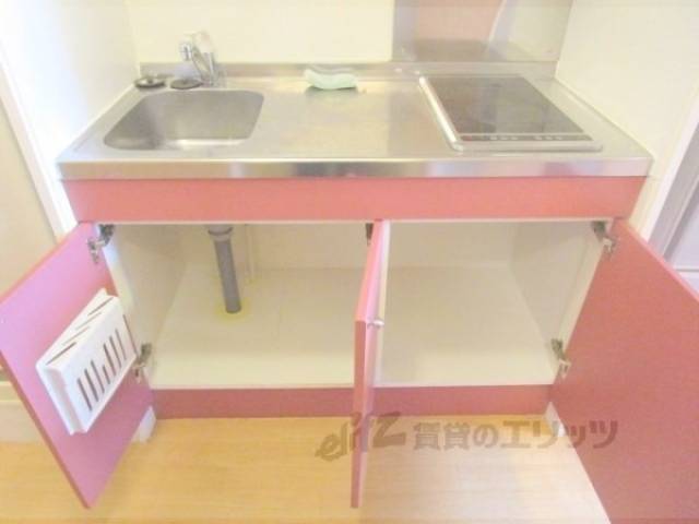 キッチン　キッチン下部収納