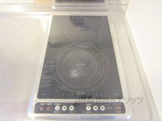 キッチン　2口コンロ