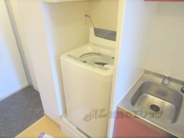 洗濯機置場　洗濯機