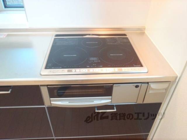 キッチン　電化キッチン3口付き