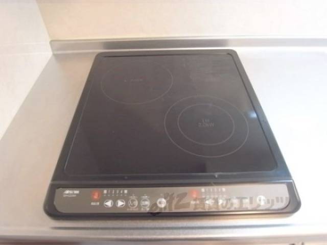 キッチン　コンロ（電気2口）