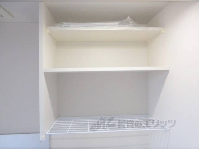 キッチン　収納