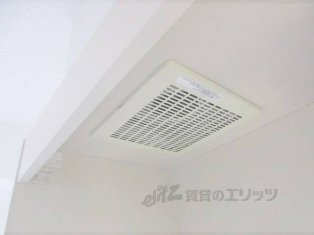 キッチン　換気扇