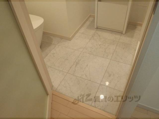 洗面所　パウダールーム