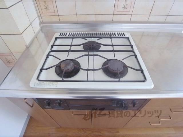 キッチン　コンロ