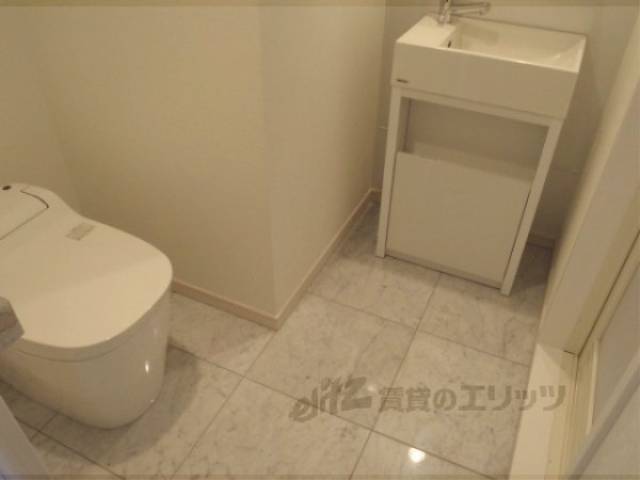 パウダールーム