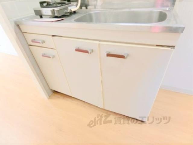 キッチン　下部収納