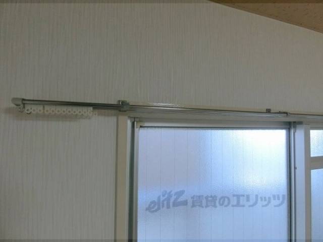 カーテンレール