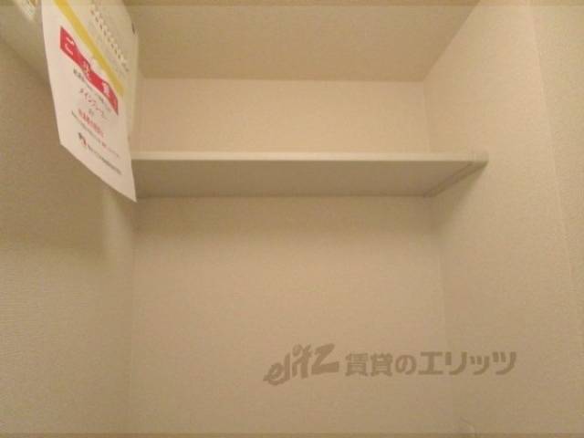 洗濯機置場　上部収納