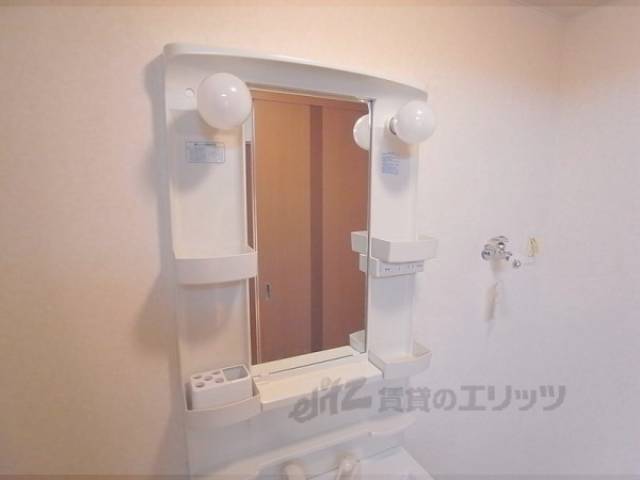 洗面所　シャンプードレッサー