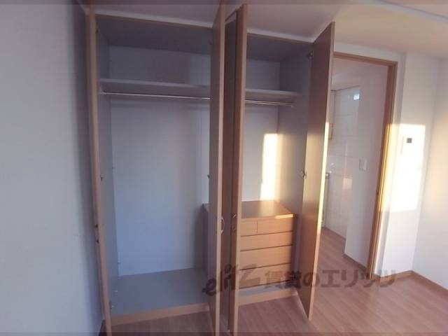 収納　たっぷり収納できるクローゼットです