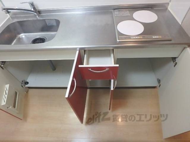 キッチン　下部収納