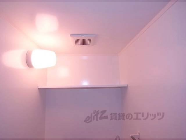 トイレ棚