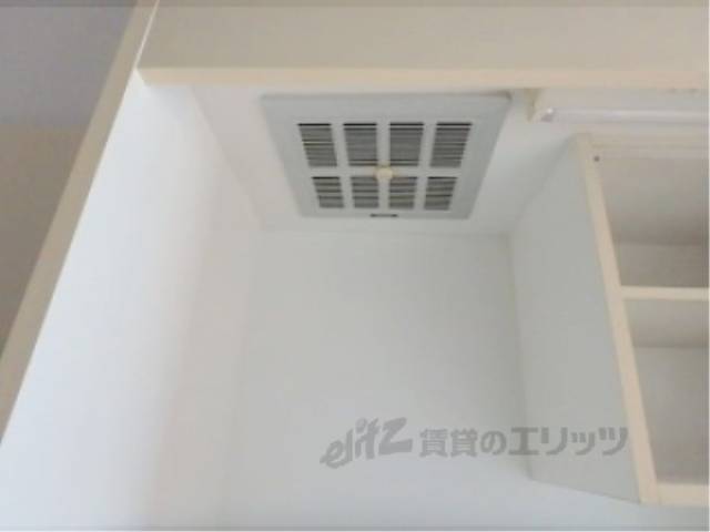 キッチン　換気扇