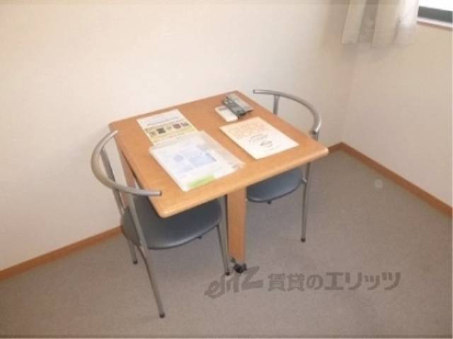 備え付けテーブル