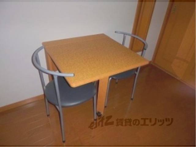 備え付けテーブル