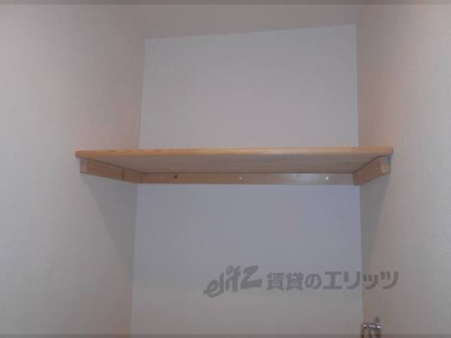 トイレ棚