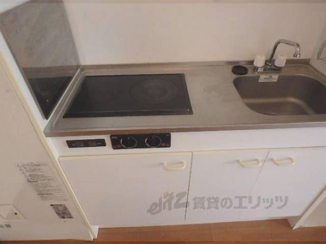 キッチン　電機コンロ