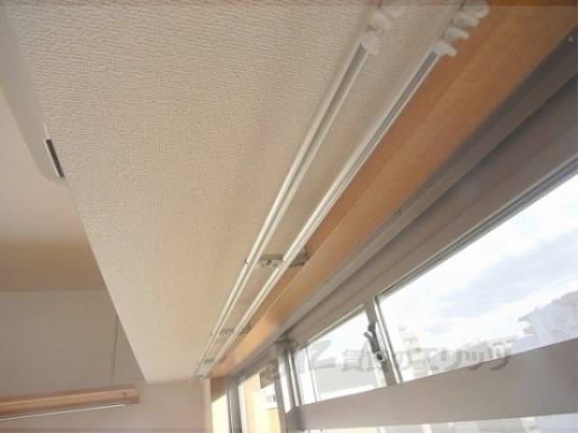 カーテンレール