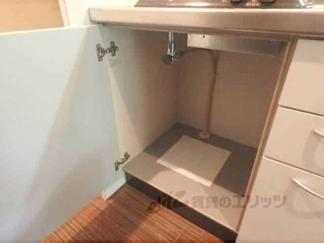 キッチン　下部収納