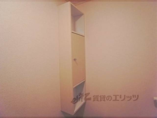 トイレ　上棚
