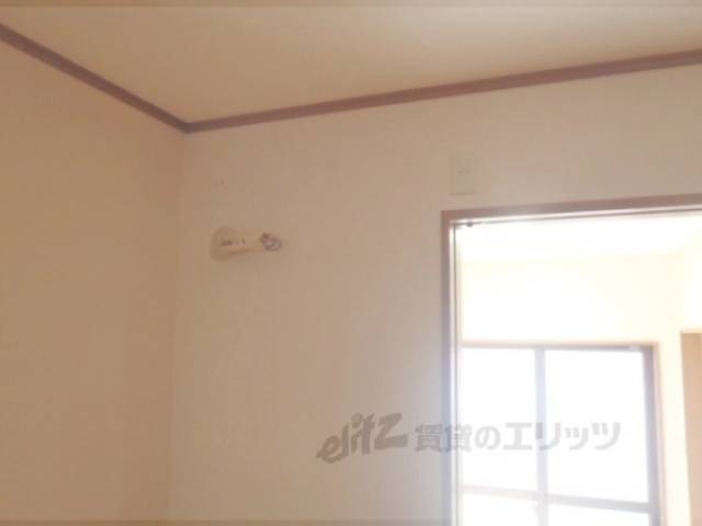 リビング　エアコン設置箇所