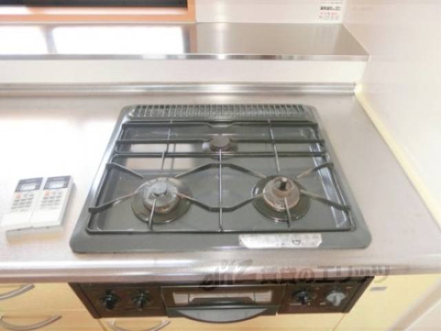 冷蔵庫置場　3口コンロ