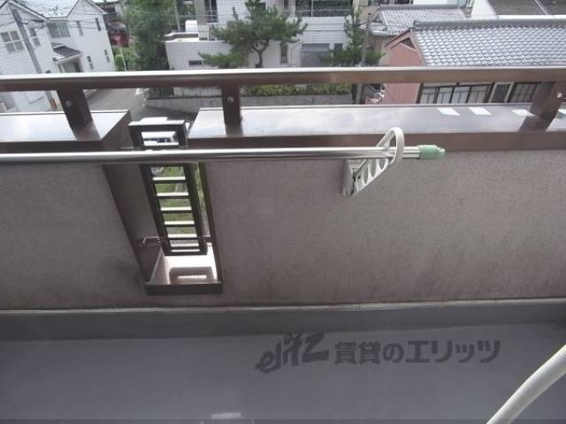 ベランダ　物干し