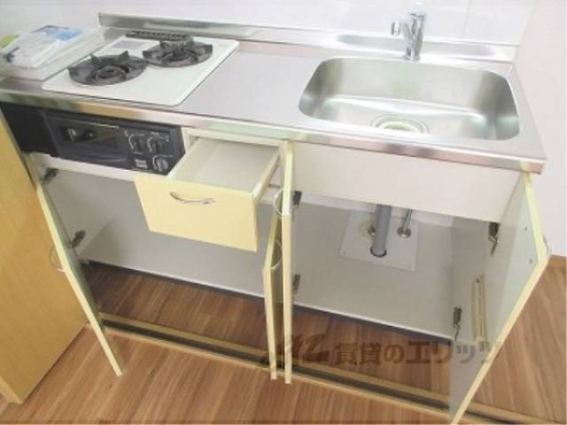キッチン　下部収納